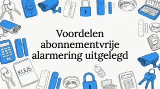 Met de hand getekende titelkaart, omlijst door illustraties van alarmsystemen, met een duidelijke, lege ruimte in het midden voor de titel.